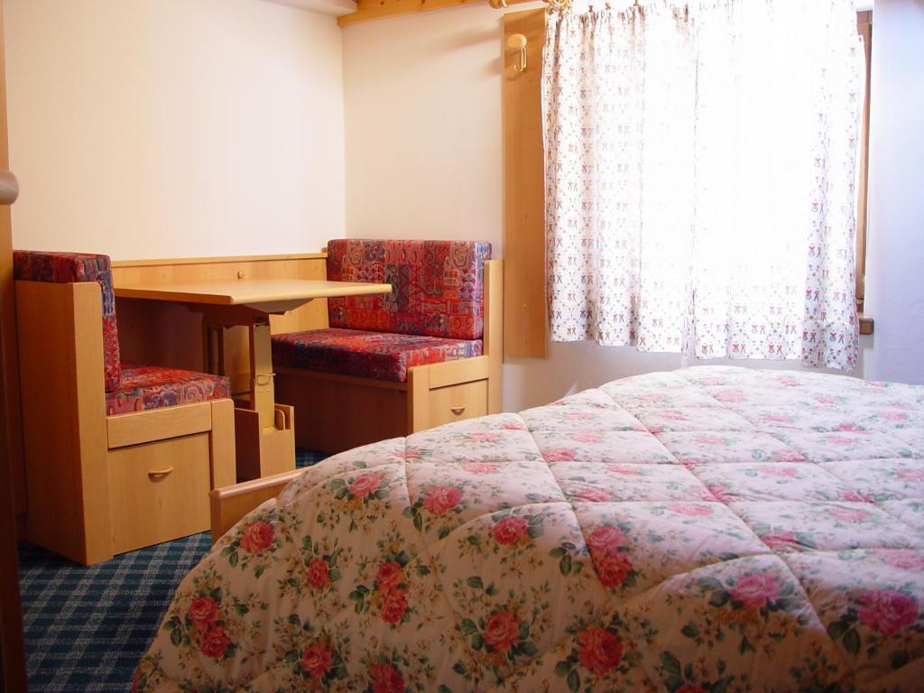Dolomiti Appart&Rooms Varena Quarto foto